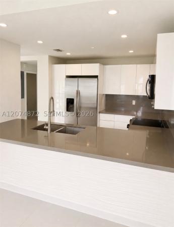Coronado, 10855 NW 88th Ter #202, Doral, Florida 33178, image 2