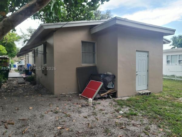 1120 NE 111th St, Unincorporated Dade County, Florida 33161, image 2