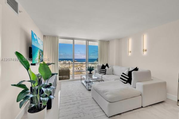 Yacht Club At Portofino, 90 Alton Rd #2207, Miami Beach, Florida 33139, image 3