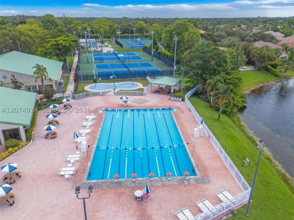 Crown Colony, 2916 Dorchester Ln, Cooper City, Florida 33026, image 3