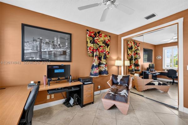 Victoria Mews, 362 NE 7th Ave, Fort Lauderdale, Florida 33301, image 3