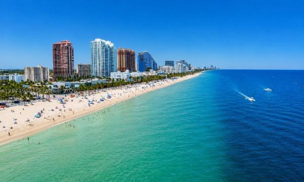 Croissant Park, 330 SW 16th St, Fort Lauderdale, Florida 33315, image 1