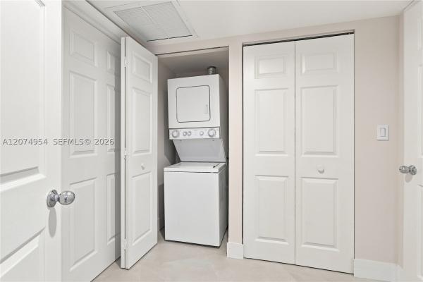 Mystic Pointe Tower 500, 3530 Mystic Pointe Dr #808, Aventura, Florida 33180, image 2