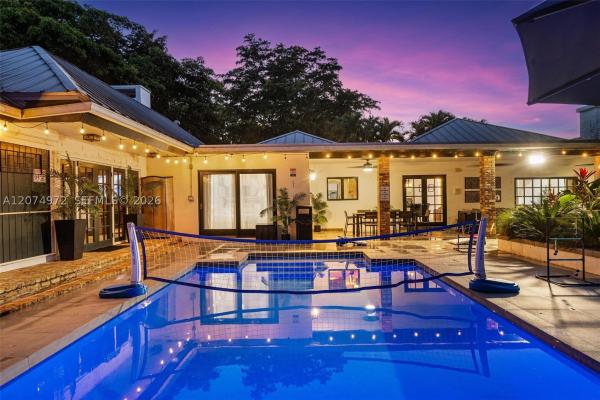 Hiatus Isles, 11155 SW 40th St, Davie, Florida 33328, image 1