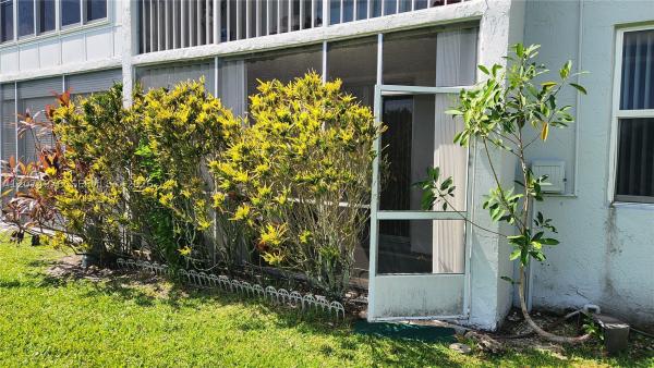 Royal Park Gardens 1, 6550 Royal Palm Blvd #112A, Margate, Florida 33063, image 1