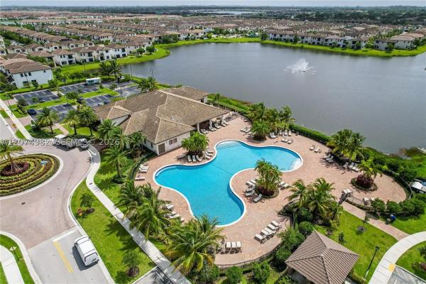 Bonterra, 3564 W 97th St, Hialeah, Florida 33018, image 2
