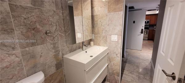 Prince George, 1865 S Ocean Dr #2D, Hallandale Beach, Florida 33009, image 2