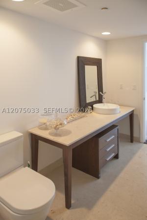 Icon Brickell Tower 1, 465 Brickell Ave #4703, Miami, Florida 33131, image 2