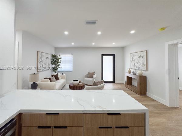 Lauderdale Manors, 1119 NW 11th Ct, Fort Lauderdale, Florida 33311, image 3