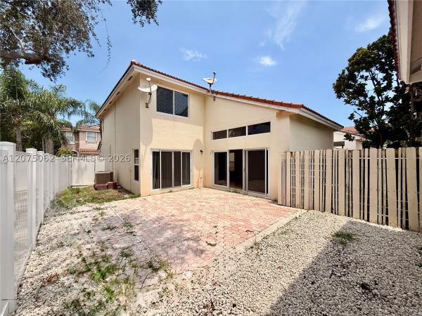 West Lake Village, 1140 Oysterwood St, Hollywood, Florida 33019, image 1