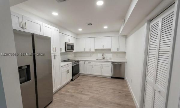 Country Club Village, 16500 Golf Club Rd #102, Weston, Florida 33326, image 3