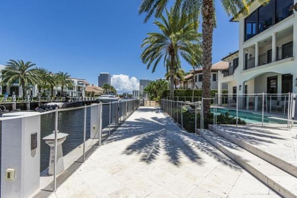 Castilla, 2627 Castilla Isle, Fort Lauderdale, Florida 33301, image 2