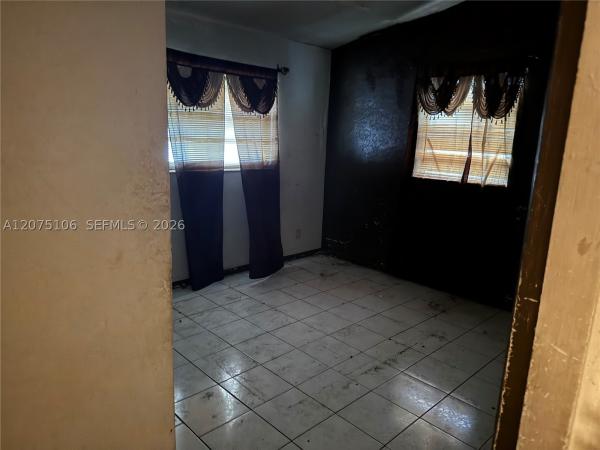 Lauderdale Manors, 1705 NW 15th Ave, Fort Lauderdale, Florida 33311, image 1