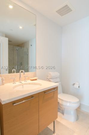 Jade Beach, 17001 Collins Ave #3804, Sunny Isles Beach, Florida 33160, image 3
