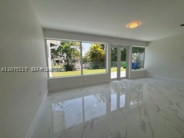 Sunrise Golf Village, 9020 NW 24th Pl #24PL, Sunrise, Florida 33322, image 3