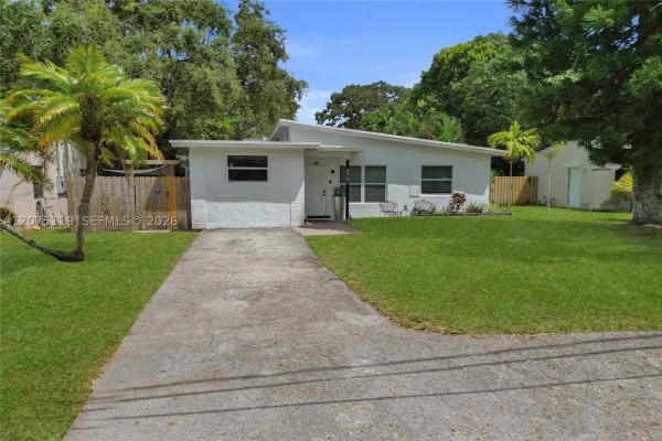 Wilkes Barre Park, 2701 Garfield St, Hollywood, Florida 33020, image 1