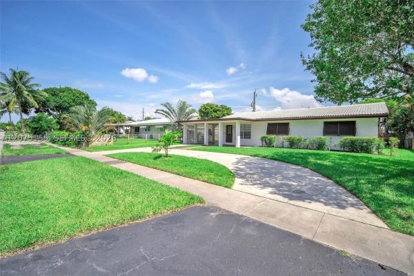 Tod Acres Country Club, 741 NE 8th St, Pompano Beach, Florida 33060, image 1