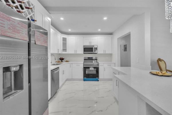 Tod Acres Country Club, 741 NE 8th St, Pompano Beach, Florida 33060, image 1