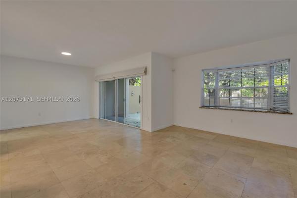 2560 S Tigertail Ave #10, Miami, Florida 33133, image 2