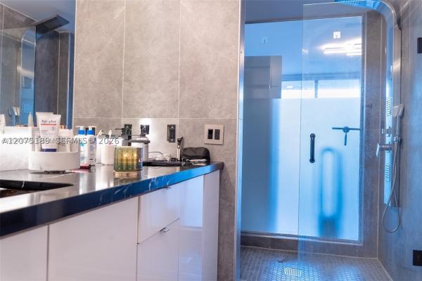 The Ivy At Riverfront, 90 SW 3rd St #3703, Miami, Florida 33130, image 2