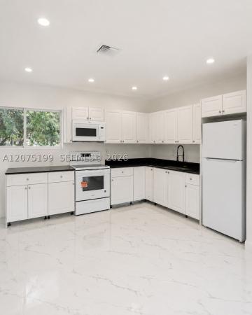 901 NW 116th St, Unincorporated Dade County, Florida 33168, image 1