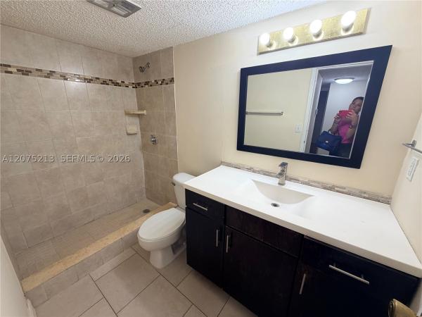 Doral Gardens 2, 5221 Geneva Way #201, Doral, Florida 33166, image 1