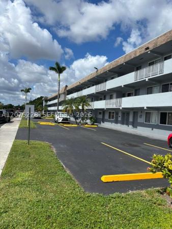Agua Dulce, 11195 SW 1st St #216, Sweetwater, Florida 33174, image 2