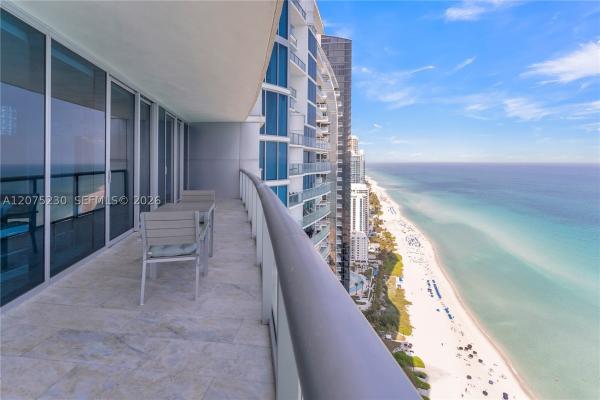 Jade Beach, 17001 Collins Ave #4102, Sunny Isles Beach, Florida 33160, image 2