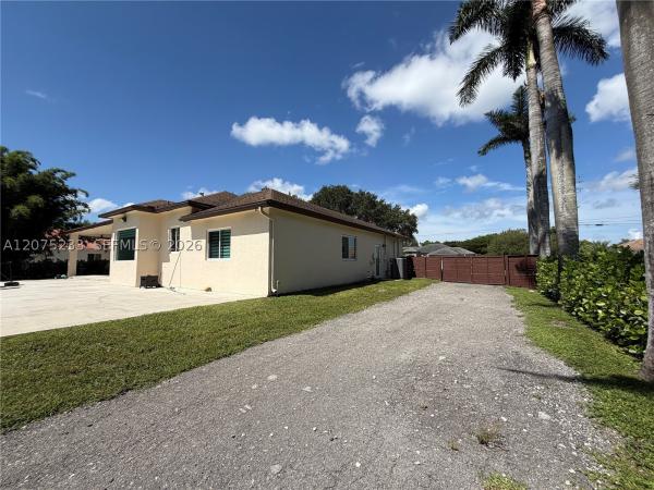 Durango Estates, 5600 SW 199th Ave, Pembroke Pines, Florida 33332, image 3