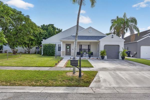 15401 SW 144th Ave, Unincorporated Dade County, Florida 33177, image 1