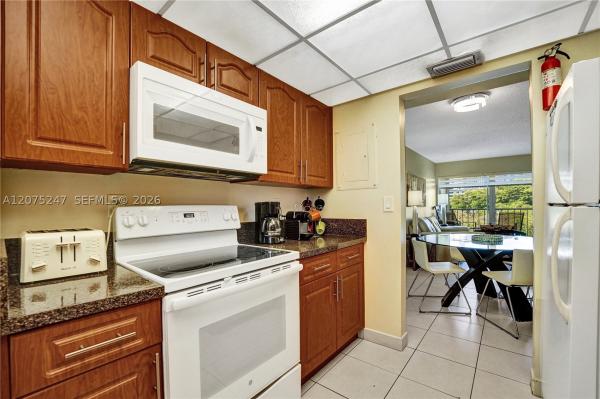 Le Cartier, 201 178th Dr #403, Sunny Isles Beach, Florida 33160, image 1