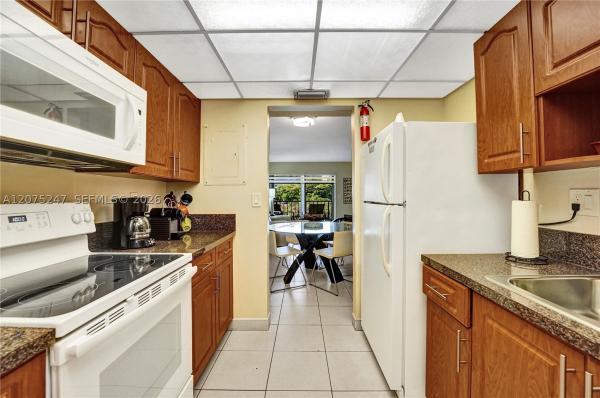 Le Cartier, 201 178th Dr #403, Sunny Isles Beach, Florida 33160, image 3