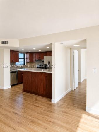 Bayview Tower, 555 NE 30th St #603, Miami, Florida 33137, image 1