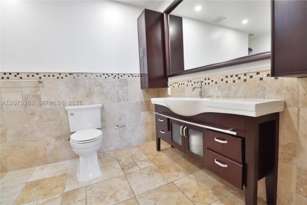 Aquasol, 6770 Indian Creek Dr #T-E, Miami Beach, Florida 33141, image 3
