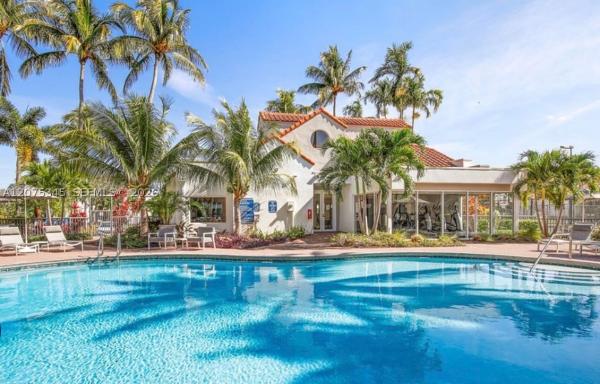 Sheridan Ocean Club, 1094 SE 6th Ave, Dania Beach, Florida 33004, image 2