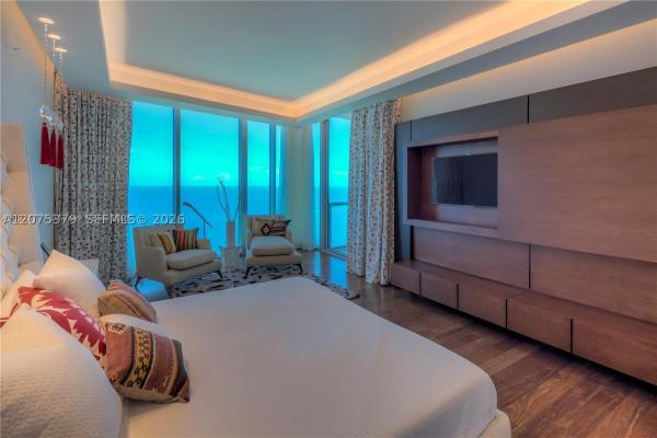 Jade Beach, 17001 Collins Ave #4301, Sunny Isles Beach, Florida 33160, image 3