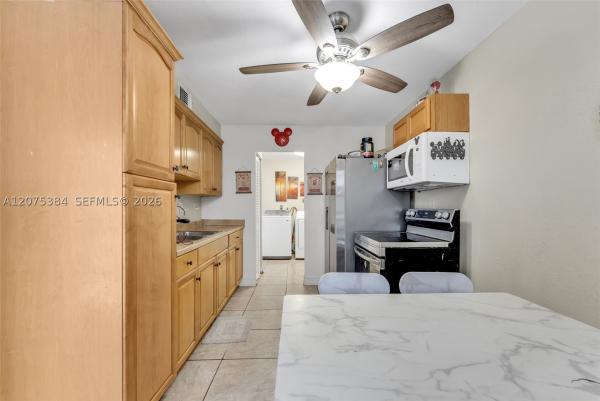 Kings Gardens, 19137 NW 47th Ave, Miami Gardens, Florida 33055, image 1