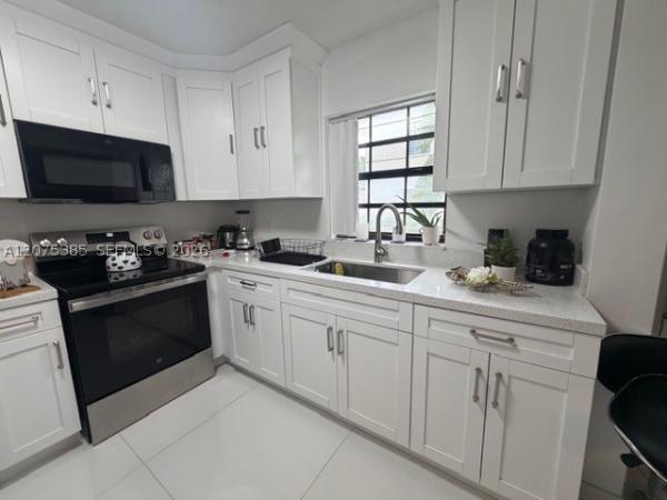 201 Freedom Ct, Deerfield Beach, Florida 33442, image 3