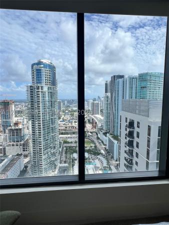 Miami, Florida 33132, image 1