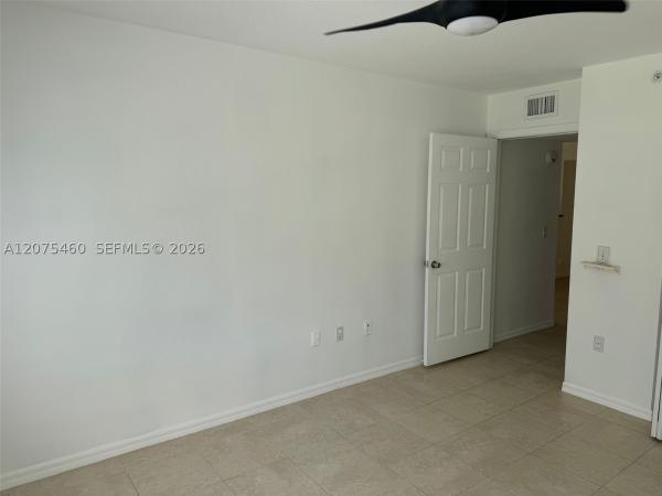 Lakewood Village Of Coral Springs, 9962 Twin Lakes Dr #7-P, Coral Springs, Florida 33071, image 2