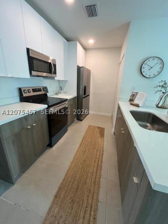 2511 Pierce St #5, Hollywood, Florida 33020, image 1