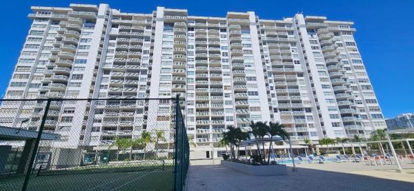 Del Prado, 18021 Biscayne Blvd #1903-2, Aventura, Florida 33160, image 3