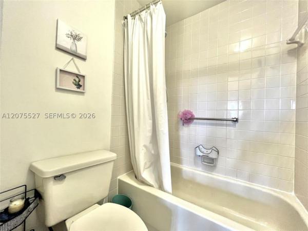 Bonaire Village At Woodmont, 7750 NW 79th Ave #H5, Tamarac, Florida 33321, image 3