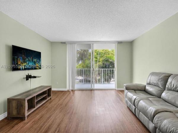 Breakwaters Of The Palm Beaches, 500 Executive Center Dr #3I, West Palm Beach, Florida 33401, image 2