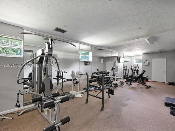 Breakwaters Of The Palm Beaches, 500 Executive Center Dr #3I, West Palm Beach, Florida 33401, image 1