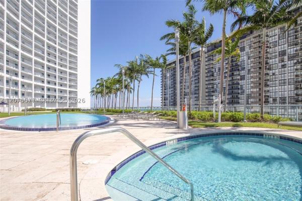 Blue On The Bay, 601 NE 36th St #1209, Miami, Florida 33137, image 3