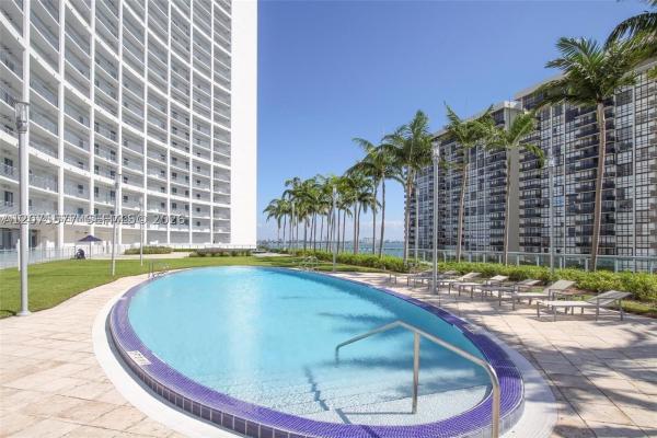 Blue On The Bay, 601 NE 36th St #1209, Miami, Florida 33137, image 2