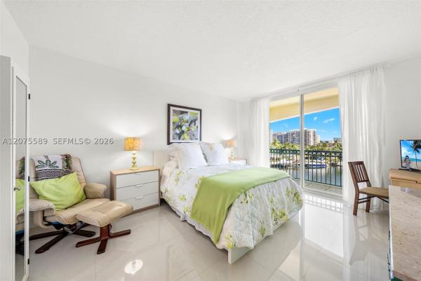 Hallandale Yacht Club, 201 Golden Isles Dr #505, Hallandale Beach, Florida 33009, image 3