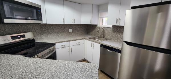 Las Vistas At Doral, 8363 Lake Dr #108, Doral, Florida 33166, image 3