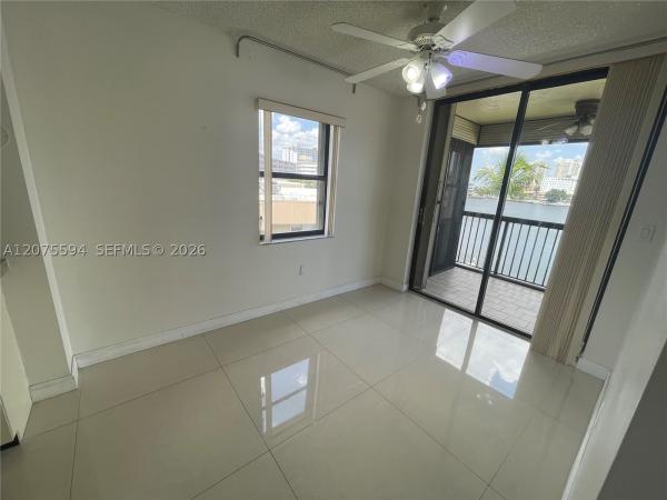 Lindal, 200 Golden Isles Dr #401, Hallandale Beach, Florida 33009, image 3